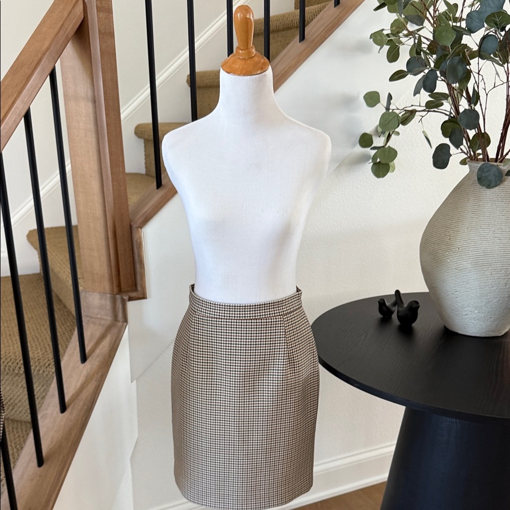H&M Herringbone Pencil Skirt in Cream, Brownish Tan, and Gray. Size S